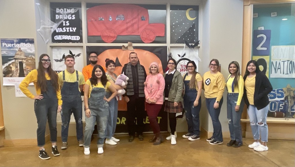 FTHS Seniors dressed up as Minions for Halloween