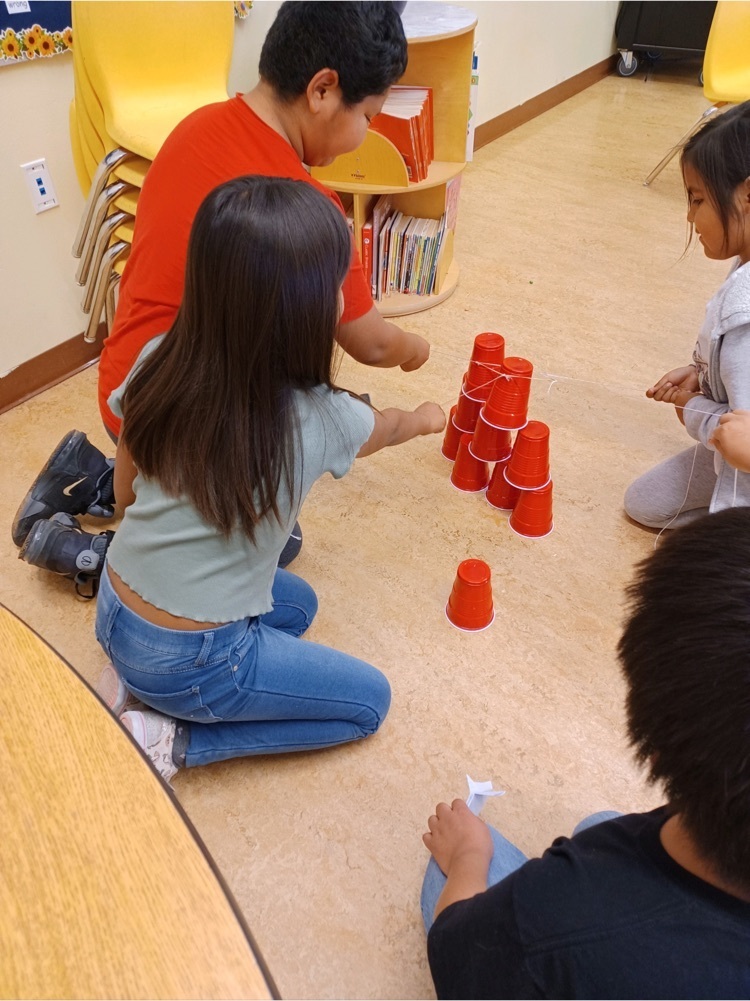 cup stacking 